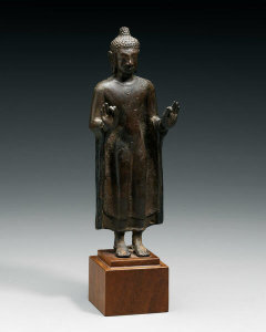 unknown Thai maker - Standing Buddha, 8th-9th century C.E.